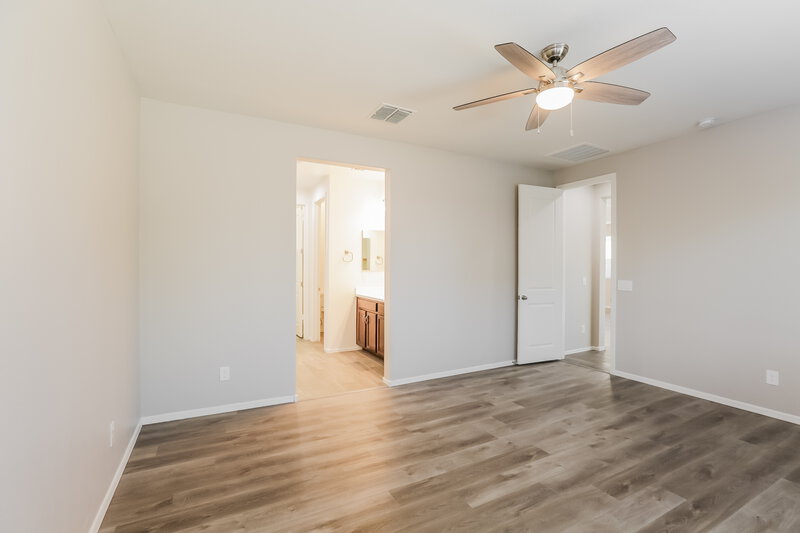 2,585/Mo, 4150 W Ardmore Rd Laveen, AZ 85339 Main Bedroom View 2