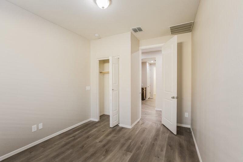 2,585/Mo, 4150 W Ardmore Rd Laveen, AZ 85339 Bedroom View 2