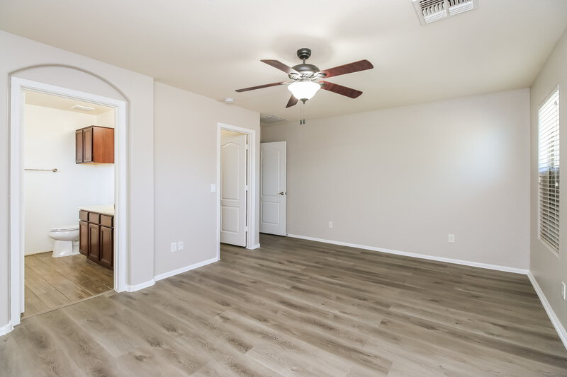 1,740/Mo, 35671 N Mirandesa Dr San Tan Valley, AZ 85143 Main Bedroom View