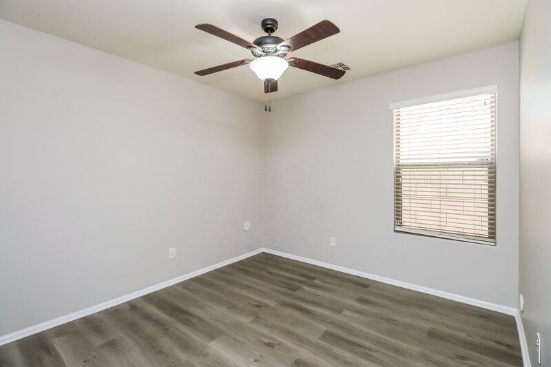 1,740/Mo, 35671 N Mirandesa Dr San Tan Valley, AZ 85143 Bedroom View 3