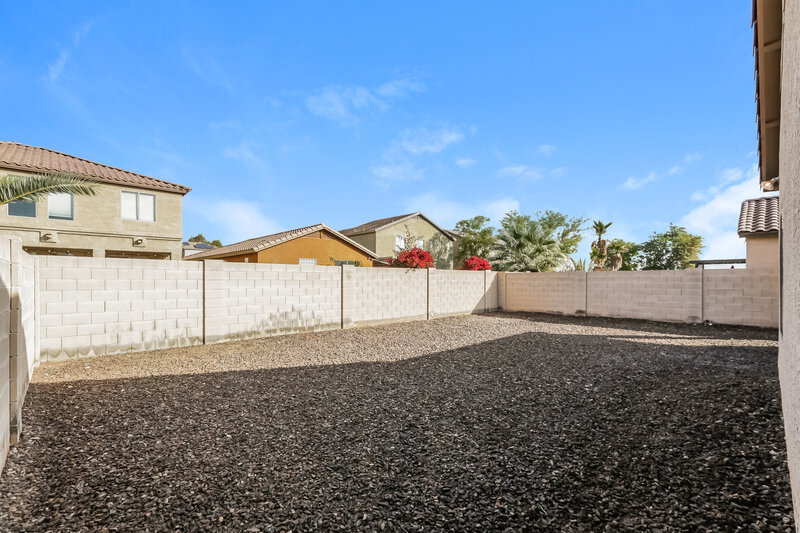 2,240/Mo, 11720 W Villa Chula Ct Sun City, AZ 85373 Rear View 2