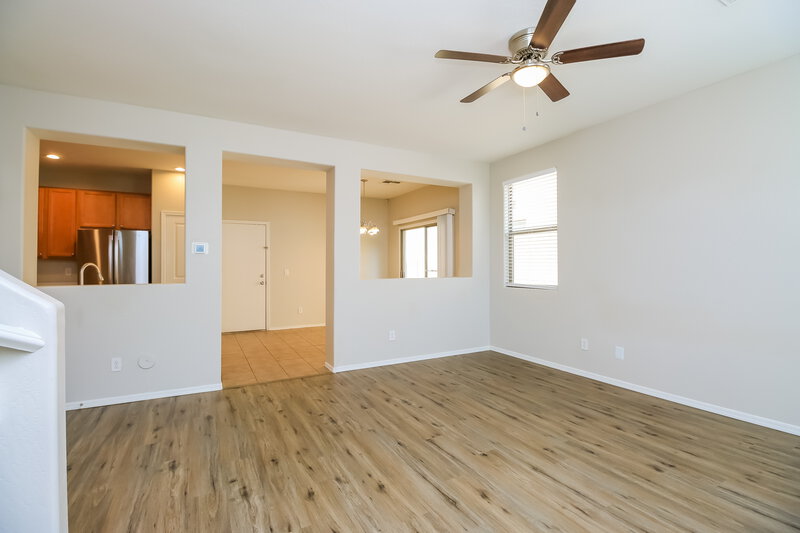 2,050/Mo, 3884 E Santa Fe Ln Gilbert, AZ 85297 Living Room View 3