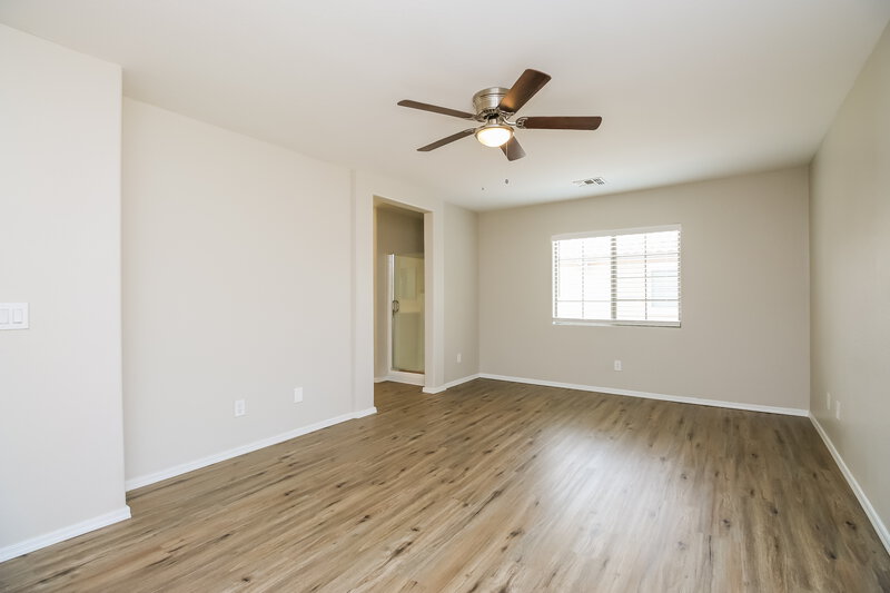 2,050/Mo, 3884 E Santa Fe Ln Gilbert, AZ 85297 Main Bedroom View