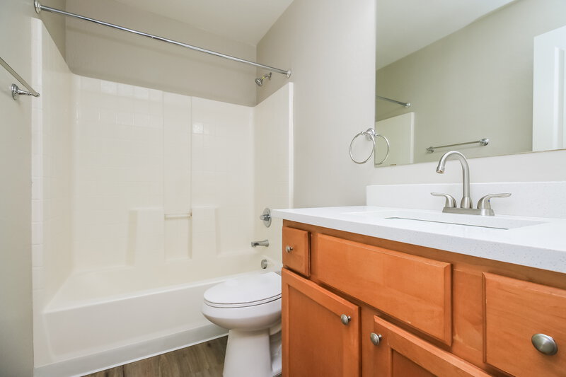 2,050/Mo, 3884 E Santa Fe Ln Gilbert, AZ 85297 Bathroom View