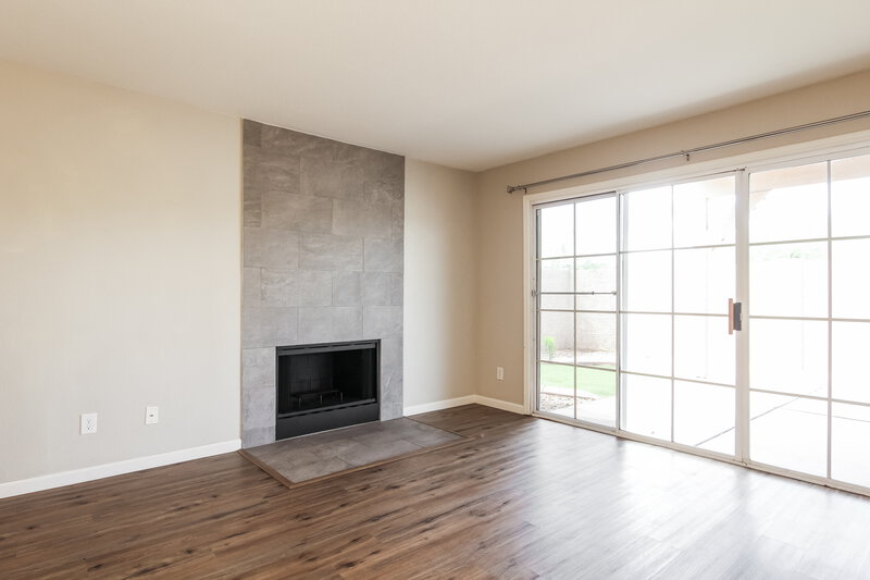 2,215/Mo, 8902 W Caribbean Ln Peoria, AZ 85381 Dining Room View