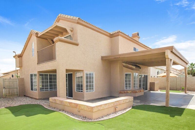 2,215/Mo, 8902 W Caribbean Ln Peoria, AZ 85381 Rear View