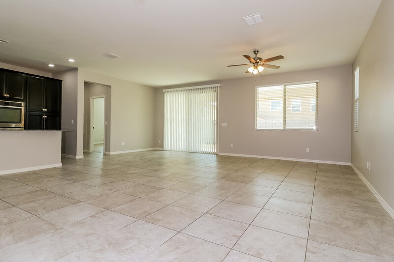 2,430/Mo, 16905 W Woodlands Ave Goodyear, AZ 85338 Living Room View 2