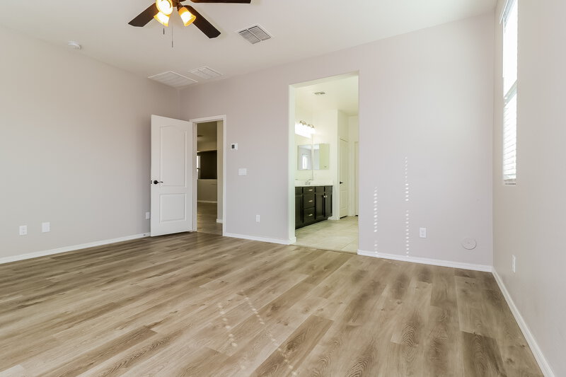 2,430/Mo, 16905 W Woodlands Ave Goodyear, AZ 85338 Main Bedroom View 2