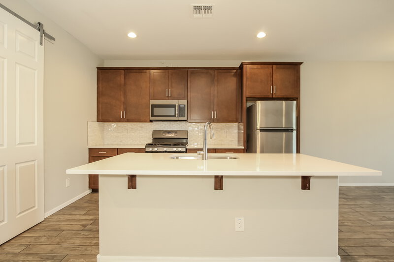2,590/Mo, 16106 W Desert Hills Dr Surprise, AZ 85379 Kitchen View