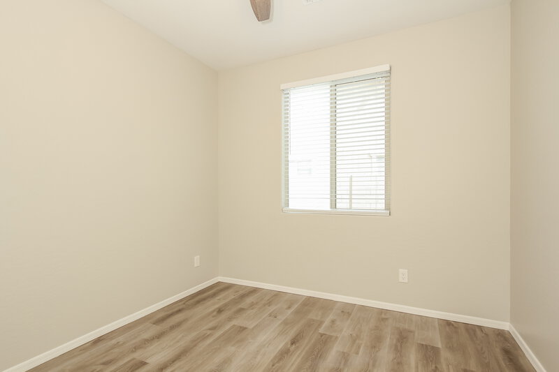 2,590/Mo, 16106 W Desert Hills Dr Surprise, AZ 85379 Bedroom View 4