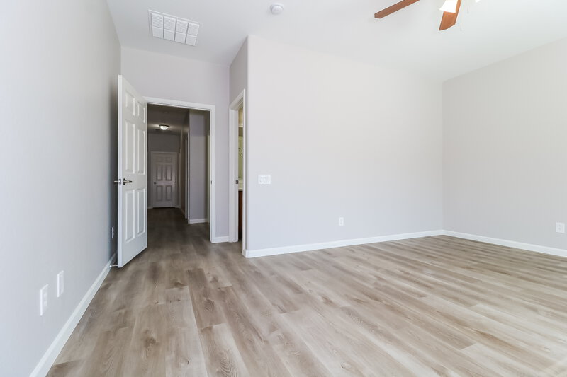 2,220/Mo, 5433 W Maldonado Rd Laveen, AZ 85339 Main Bedroom View 2