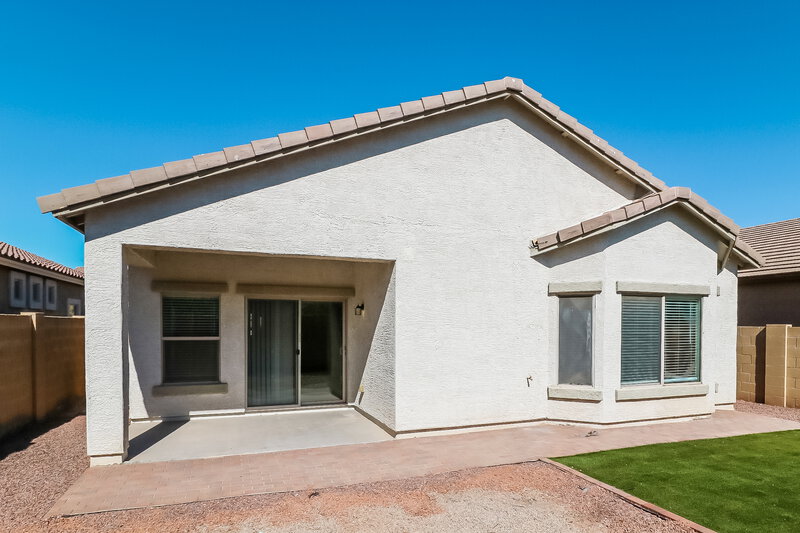 2,220/Mo, 5433 W Maldonado Rd Laveen, AZ 85339 Rear View