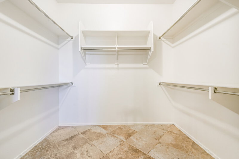 2,630/Mo, 5405 S 55th Ave Laveen, AZ 85339 Walk In Closet View