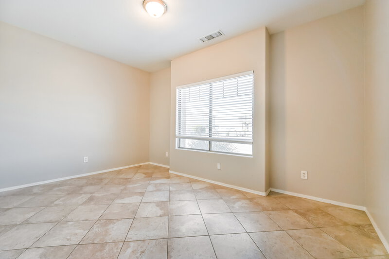2,630/Mo, 5405 S 55th Ave Laveen, AZ 85339 Bedroom View