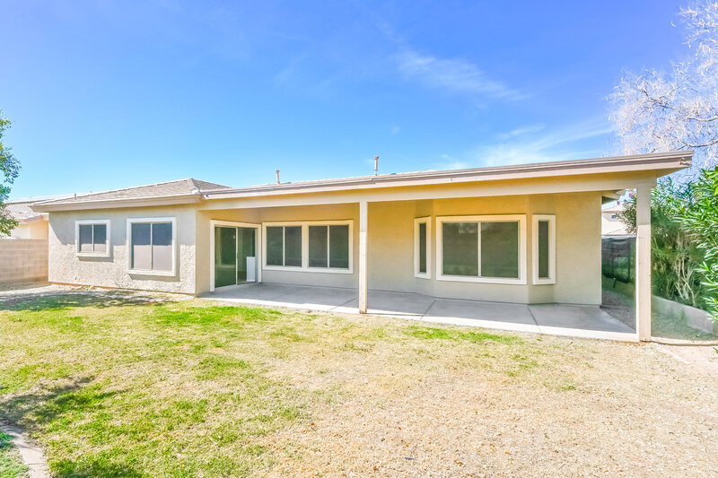 2,630/Mo, 5405 S 55th Ave Laveen, AZ 85339 Rear View