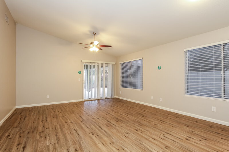 2,220/Mo, 7815 W Northview Ave Glendale, AZ 85303 Misc View 2