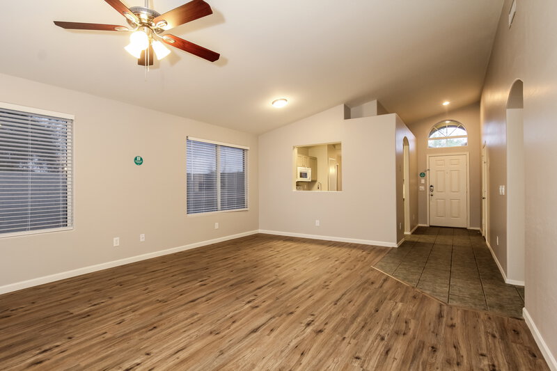 2,220/Mo, 7815 W Northview Ave Glendale, AZ 85303 Misc View 3