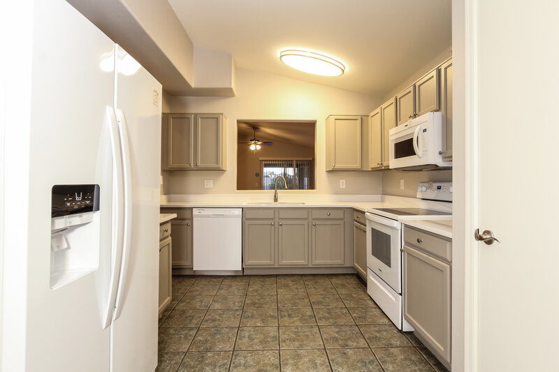 2,220/Mo, 7815 W Northview Ave Glendale, AZ 85303 Misc View 5