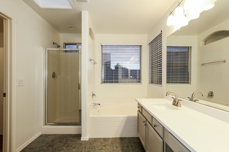 2,220/Mo, 7815 W Northview Ave Glendale, AZ 85303 Misc View 9