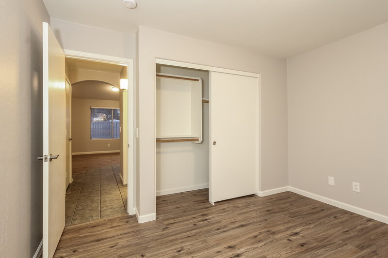 2,220/Mo, 7815 W Northview Ave Glendale, AZ 85303 Misc View 12