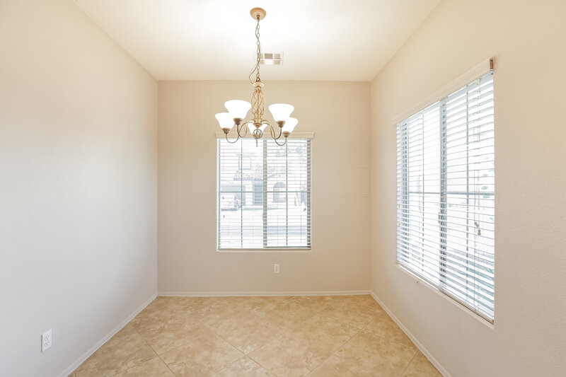 2,570/Mo, 1575 E Elgin St Gilbert, AZ 85295 Dining Room View