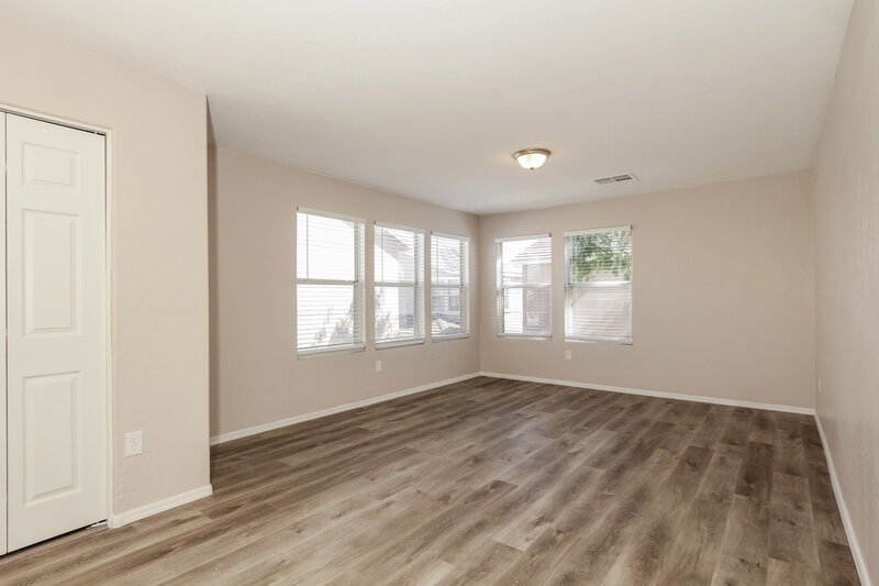 2,535/Mo, 8729 E Kiva Ave Mesa, AZ 85209 Loft View