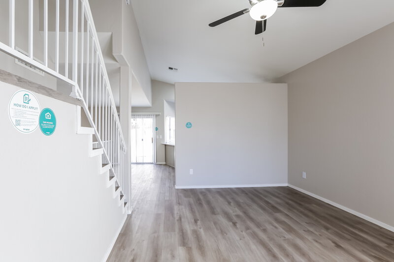 2,315/Mo, 5120 W Saragosa St Chandler, AZ 85226 Living Room View