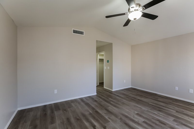2,315/Mo, 5120 W Saragosa St Chandler, AZ 85226 Main Bedroom View 2