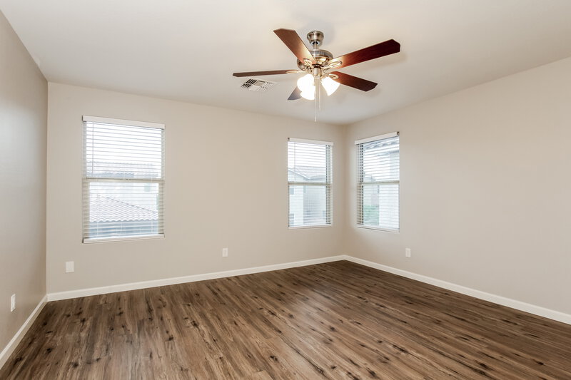 2,475/Mo, 25718 N 122nd Ave Peoria, AZ 85383 Main Bedroom View