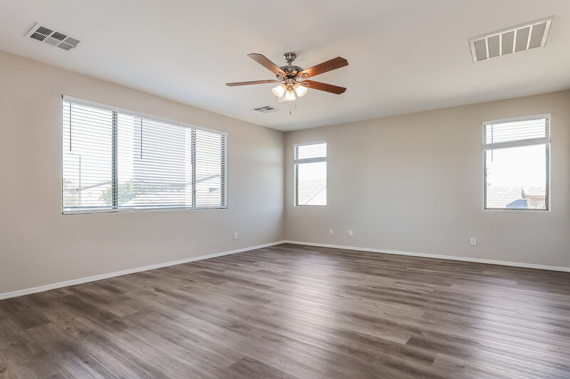 2,575/Mo, 3151 S Southwind Dr Gilbert, AZ 85295 Main Bedroom View 2