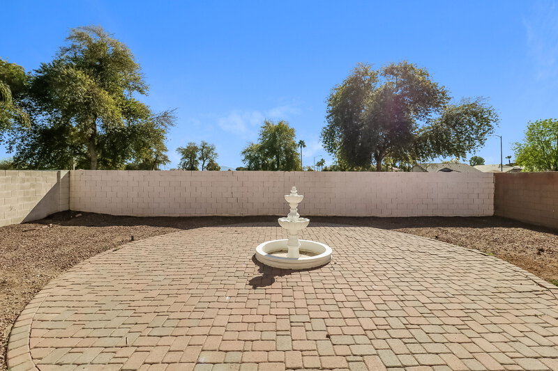 2,170/Mo, 12817 W Vernon Ave Avondale, AZ 85392 Rear View