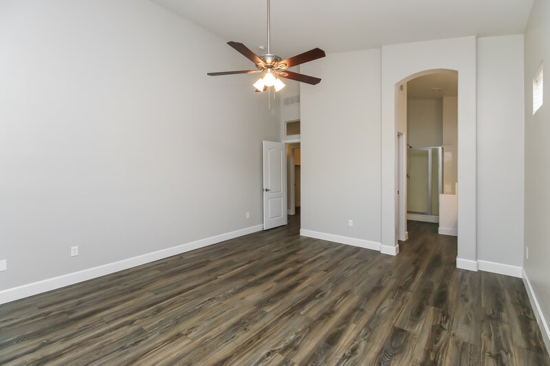 2,490/Mo, 2862 N Rowen Cir Mesa, AZ 85207 Main Bedroom View 2