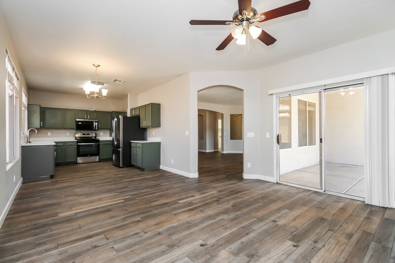 2,550/Mo, 3353 E Santa Fe Ln Gilbert, AZ 85297 Dining Room View