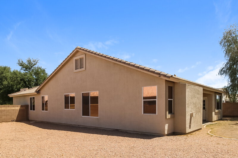 2,550/Mo, 3353 E Santa Fe Ln Gilbert, AZ 85297 Rear View