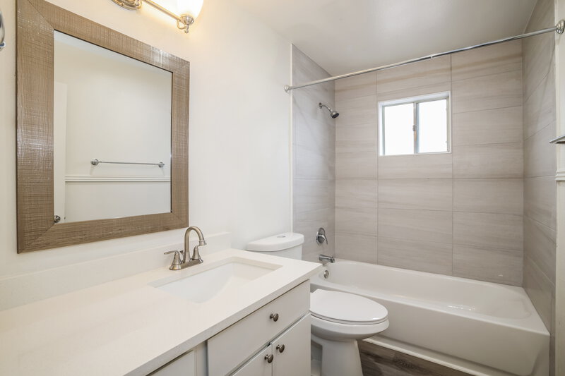 1,995/Mo, 6643 E Decatur St Mesa, AZ 85205 Bathroom View