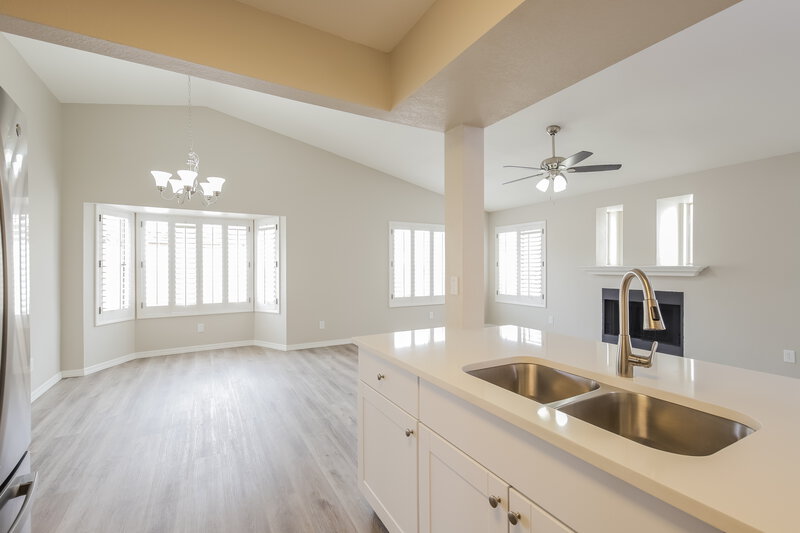 1,770/Mo, 8810 W Grovers Ave Peoria, AZ 85382 Kitchen View 2