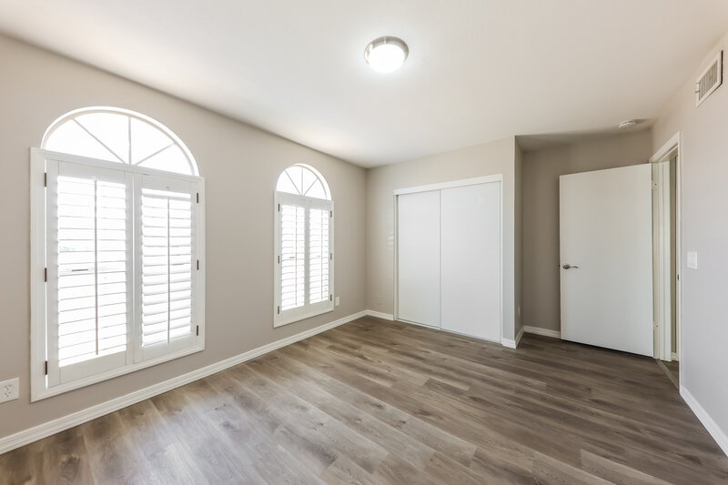 2,015/Mo, 8810 W Grovers Ave Peoria, AZ 85382 Bedroom View 2