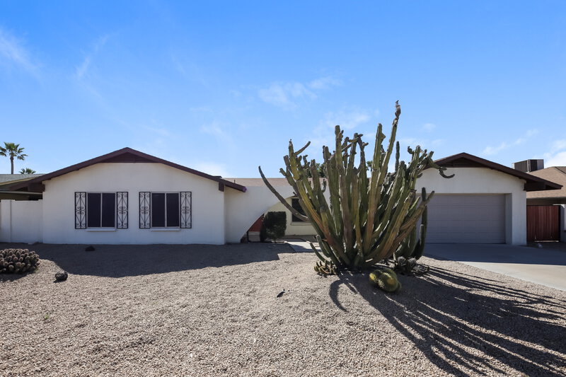 2,335/Mo, 3945 W Meadow Dr Glendale, AZ 85308 External View