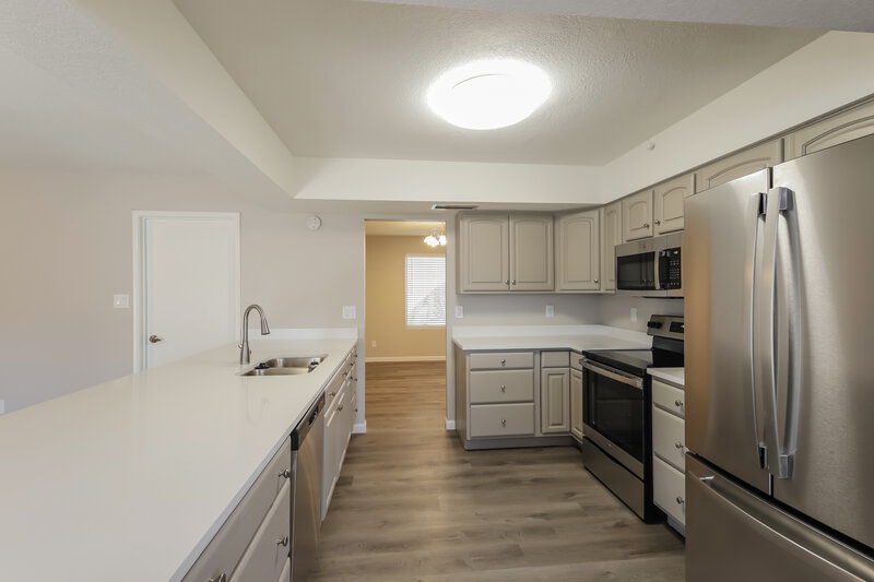 2,335/Mo, 3945 W Meadow Dr Glendale, AZ 85308 Kitchen View 2