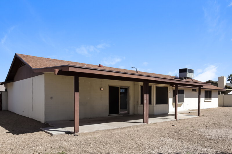 2,335/Mo, 3945 W Meadow Dr Glendale, AZ 85308 Rear View 2
