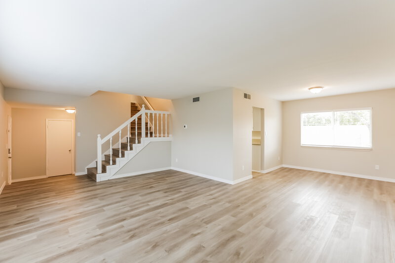 2,725/Mo, 2633 W Monte Ave Mesa, AZ 85202 Living Room View