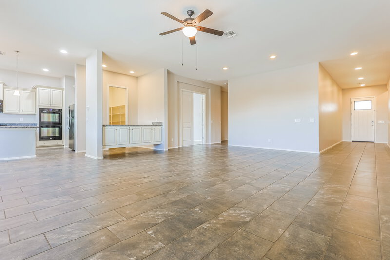 2,755/Mo, 22345 S 227th Way Queen Creek, AZ 85142 Living Room View 2