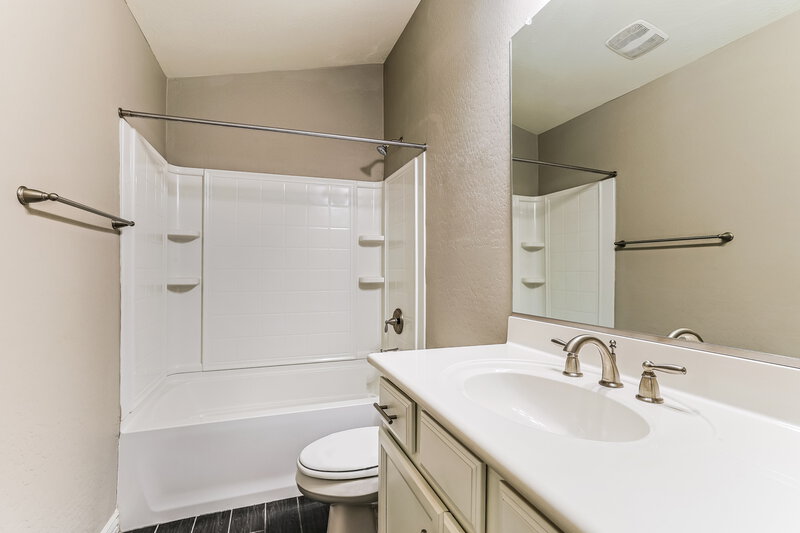 3,035/Mo, 2961 N Brighton Mesa, AZ 85207 Bathroom View