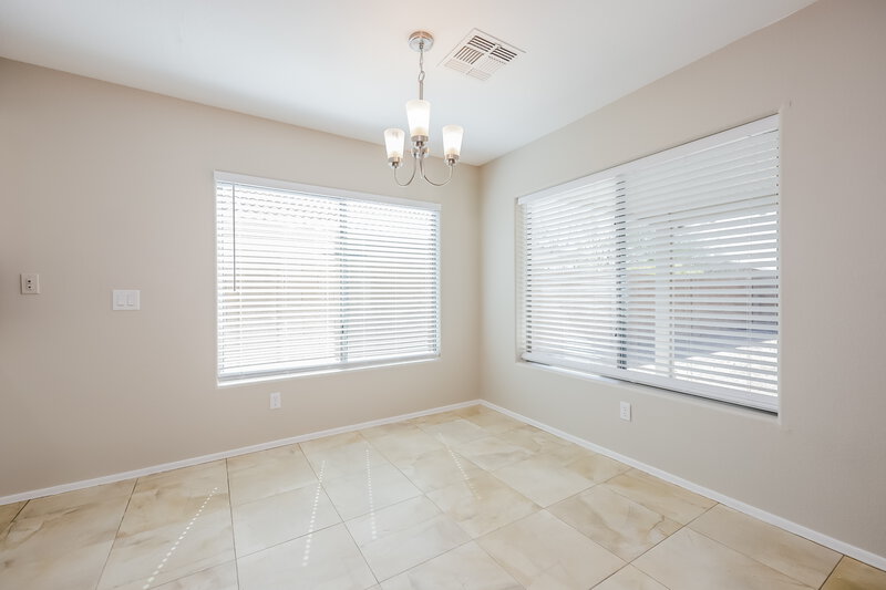 2,495/Mo, 2255 E Parkside Ln Phoenix, AZ 85024 Living Room View 2