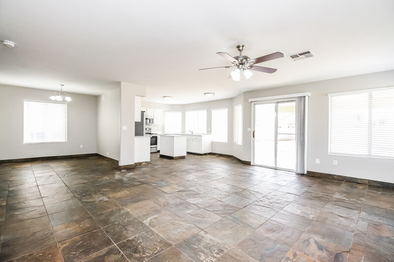 2,515/Mo, 927 E Glenmere Dr Chandler, AZ 85225 Living Room View