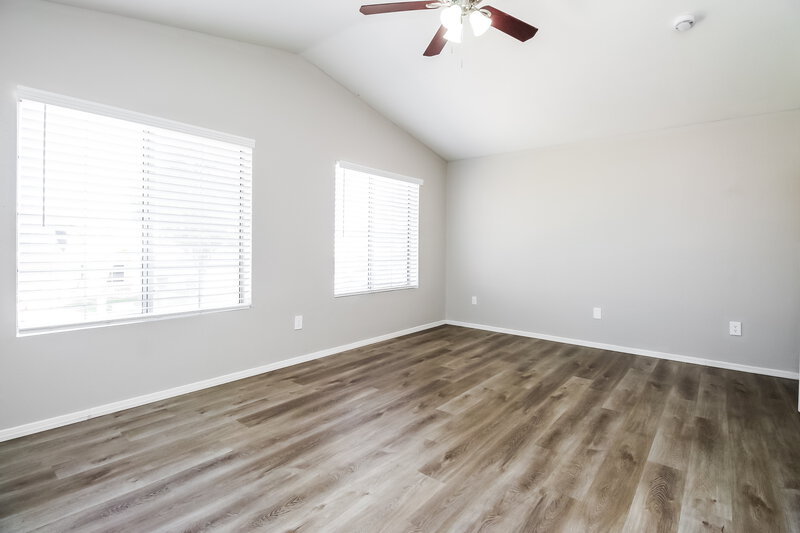 2,515/Mo, 927 E Glenmere Dr Chandler, AZ 85225 Main Bedroom View