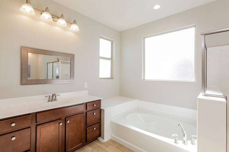 2,835/Mo, 7931 E Boise St Mesa, AZ 85207 Main Bathroom View