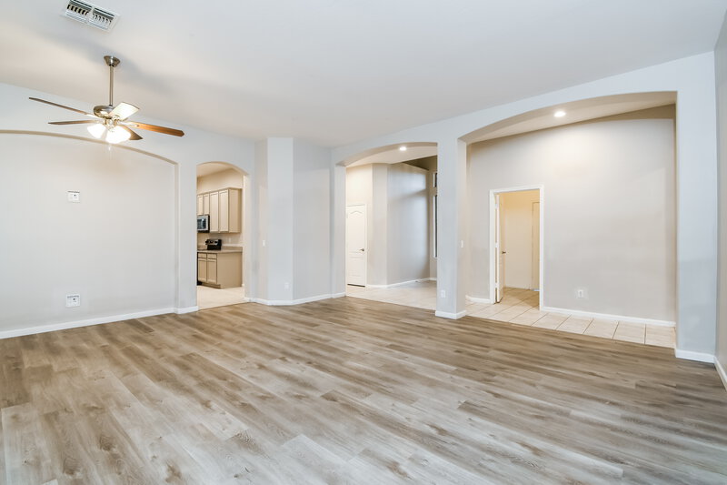 2,490/Mo, 11021 E Dover St Mesa, AZ 85207 Living Room View 2