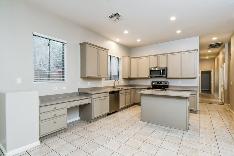 2,490/Mo, 11021 E Dover St Mesa, AZ 85207 Kitchen View