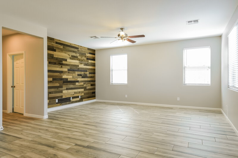 2,960/Mo, 27424 N 54th Ln Phoenix, AZ 85083 Family Room View